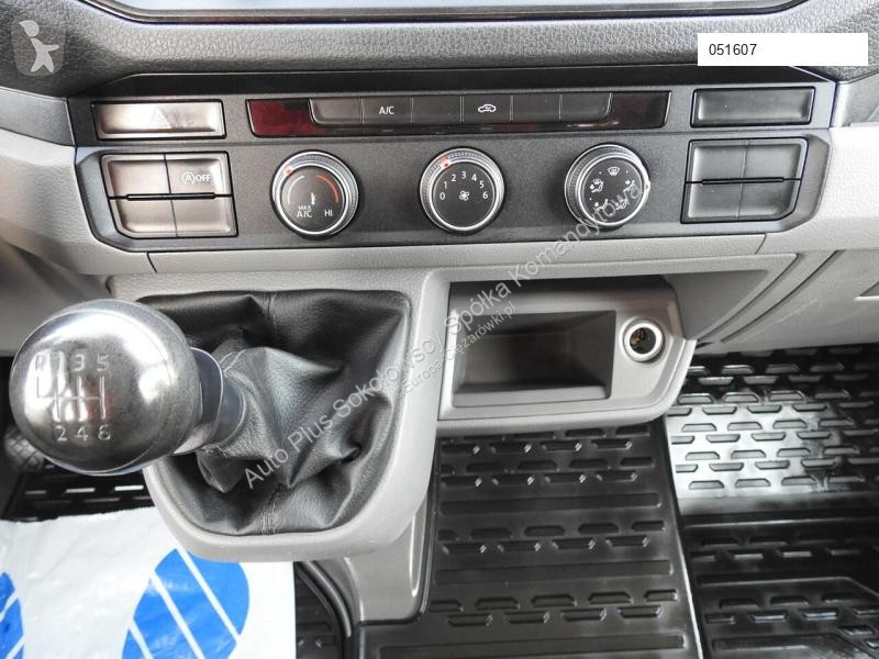 Autoutilitară Volkswagen CRAFTER SKRZYNIA...