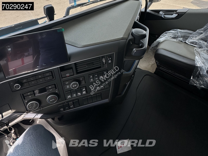 Camion Volvo 540  8X4 NEW! Palfinger PK1050 TEC...