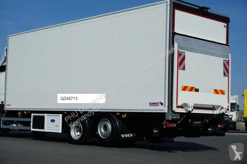 Kamion Volvo FM / 410 / E 6 / CHŁODNIA + WINDA...