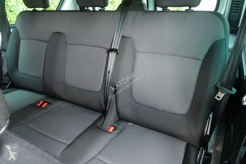 Véhicule utilitaire Renault TRAFIC L2H1 2.0dci...