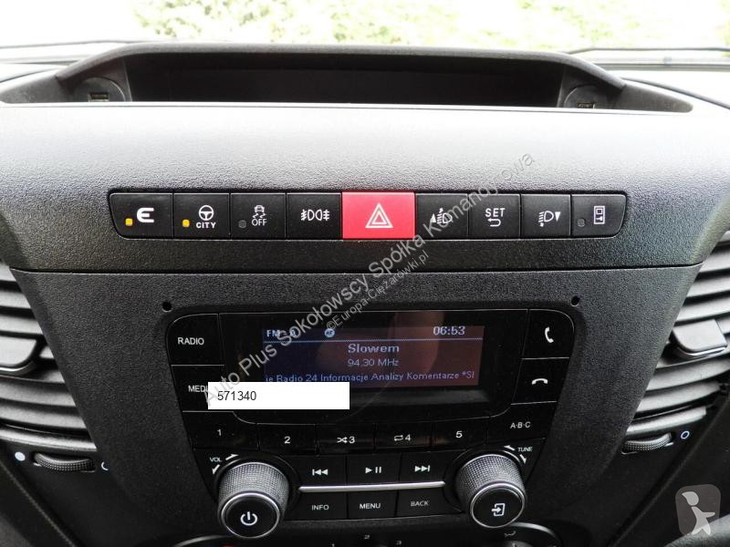 Veicolo commerciale Iveco DAILY 35S18 PLANDEKA...