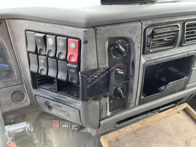 Camión Renault  MIDLUM 180 DCI
