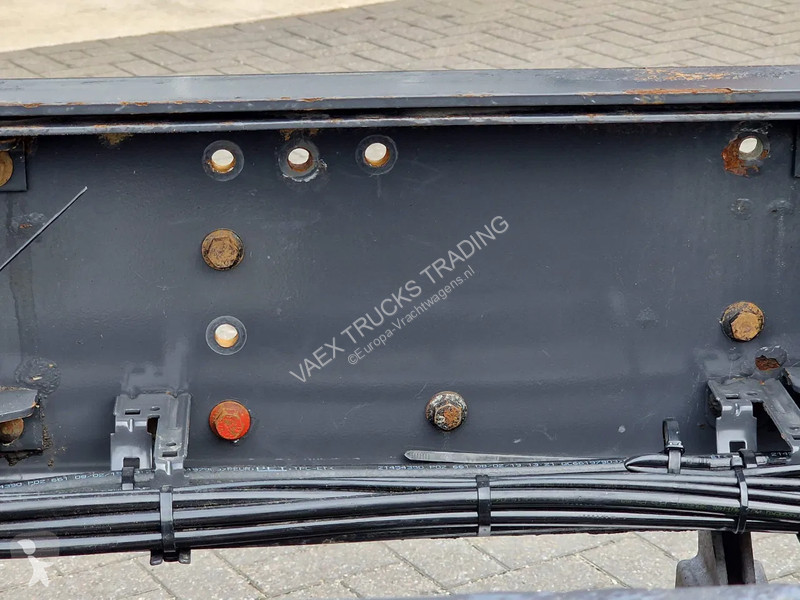 Camion Volvo 16750 Lowroof 6x2*4 - Chassis -...
