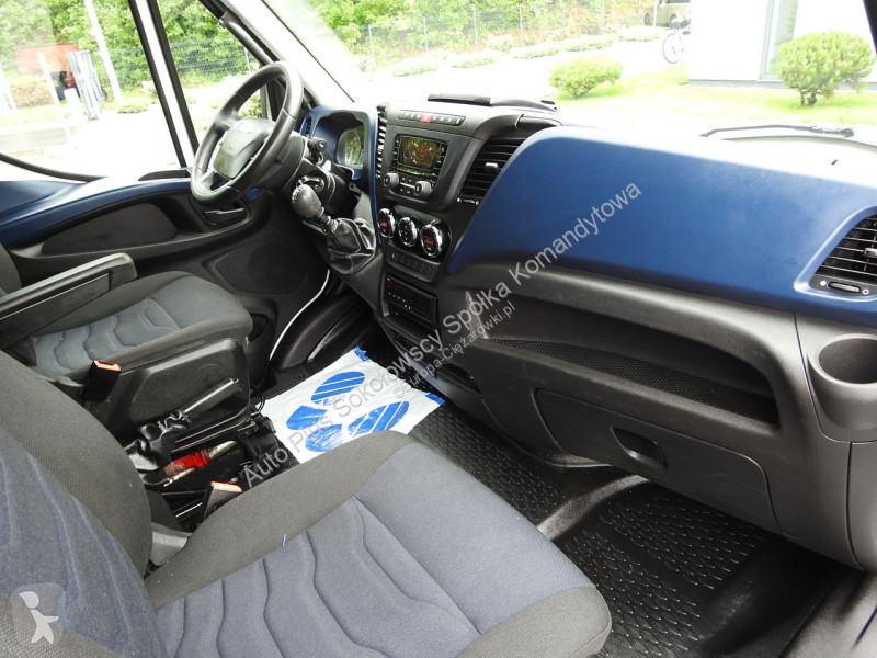 Furgoneta Iveco 70C18 DAILY