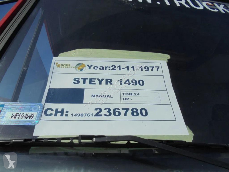 شاحنة Steyr 1490 + Manual + 6X6 + 16000 L + TATRA