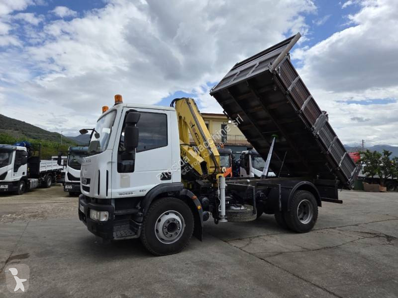 شاحنة Iveco
