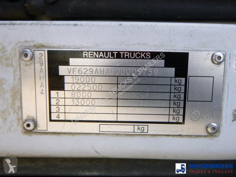 شاحنة Renault 270 4x2 fuel tank 13.3 m3 / 3 comp