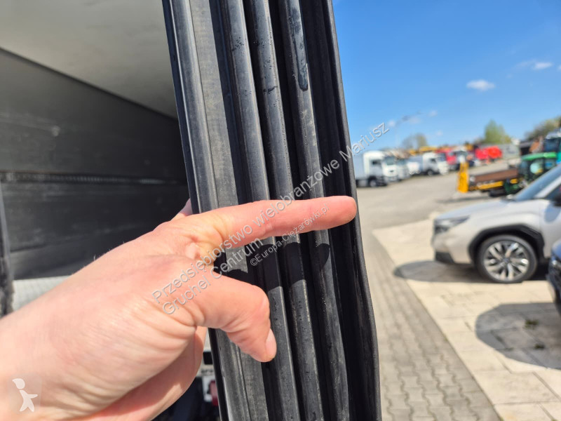 Камион Volvo FM 340 / CARRIER I350 / LIFT ZEPRO