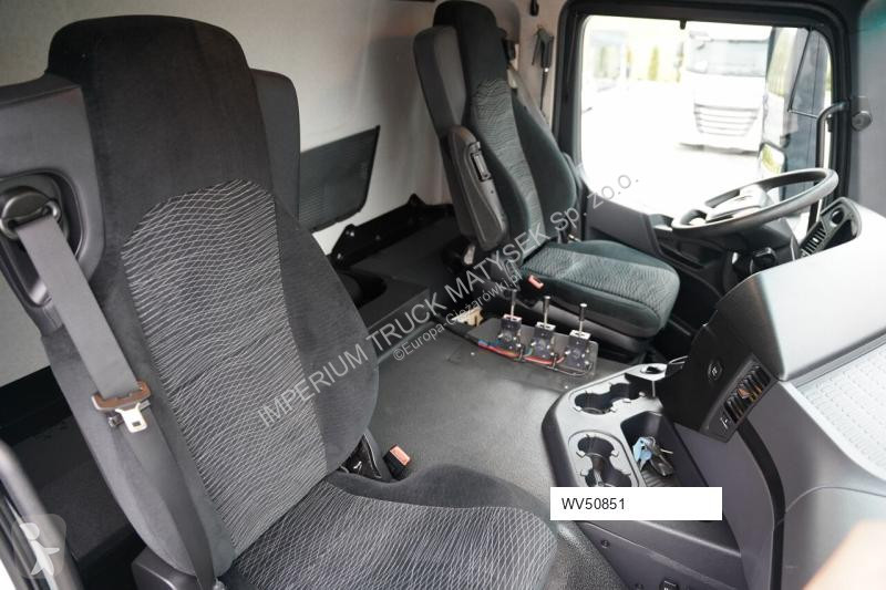 شاحنة Mercedes ACTROS 2038