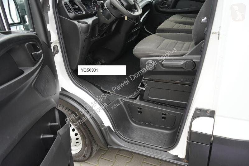 Samochód dostawczy Iveco / DAILY / 35S14 / 2,3...