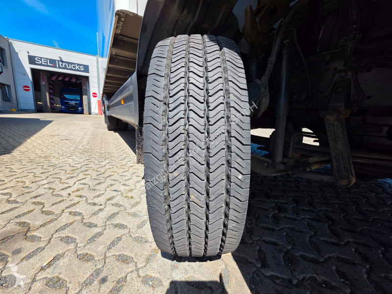 شاحنة Mercedes 1221 / Ladebordwand