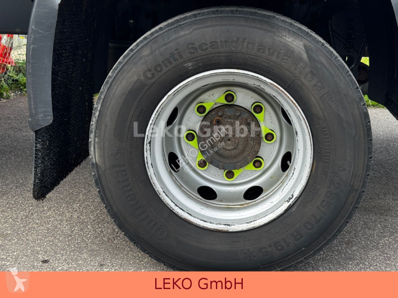 شاحنة Renault D 260.16 Mit Carrier Sp 950Mt