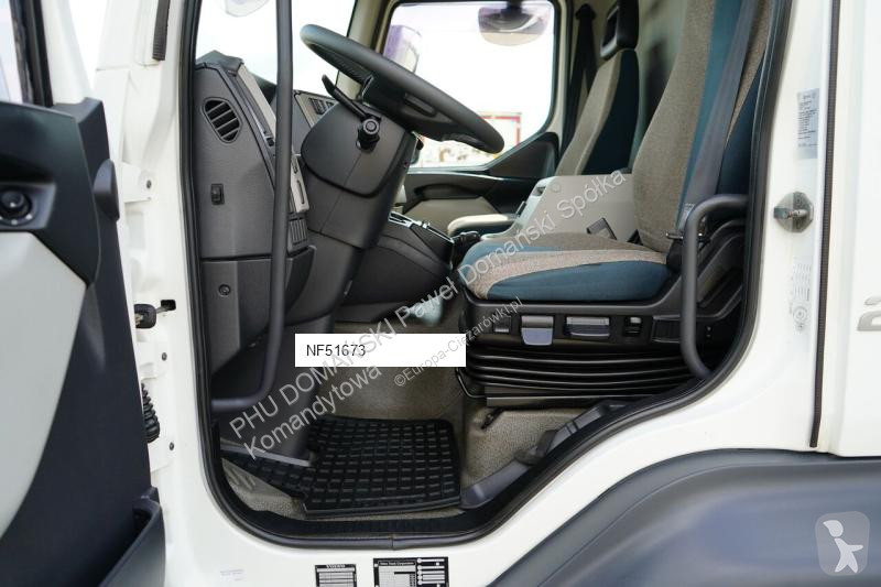 شاحنة Volvo HEVES PONYVA / TANDEM,