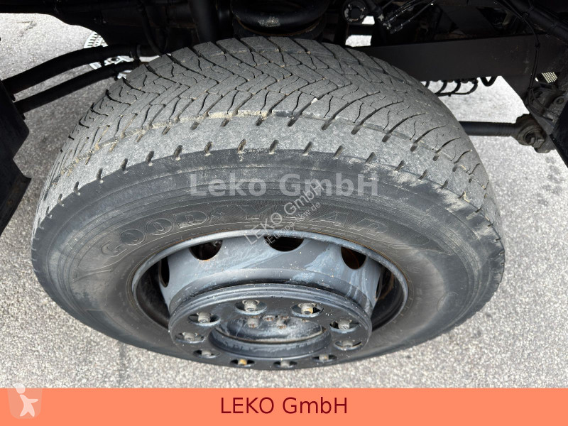 شاحنة Mercedes UNIMOG U400