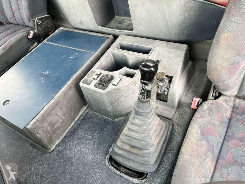 شاحنة Mercedes ACTROS