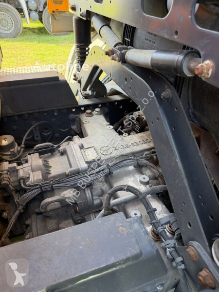 شاحنة Mercedes Pk12002