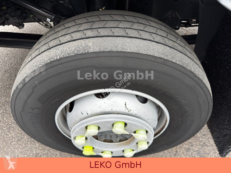 Camion Mercedes 1318 Mit Thermoking T-1000R