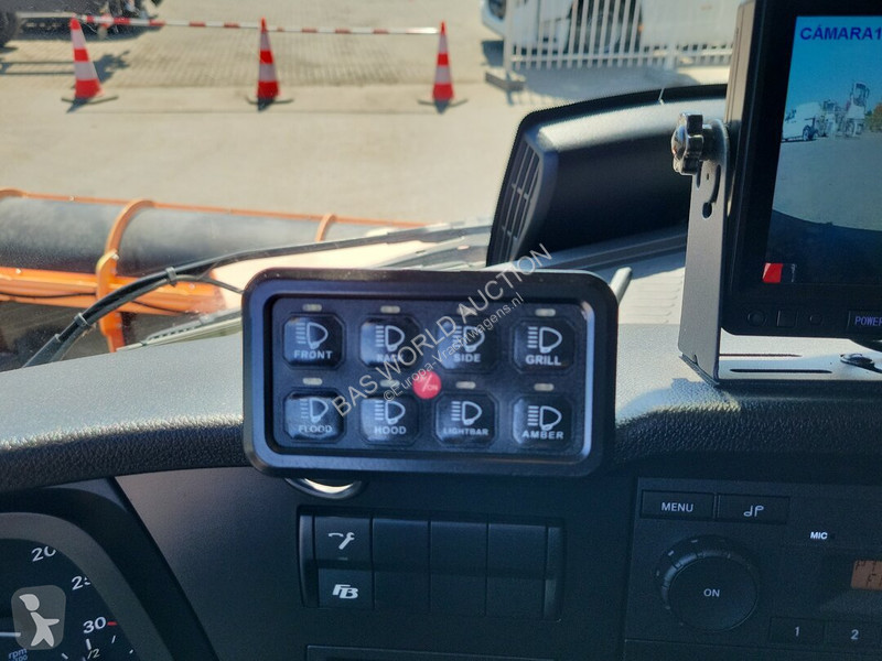 Lastbil Mercedes 1827