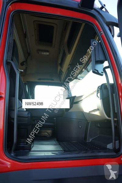 Грузовик Mercedes 2545