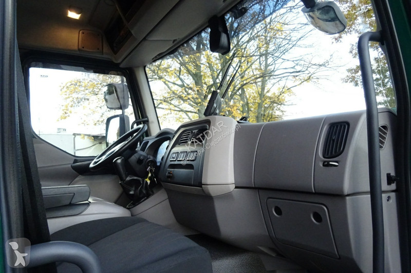 Kamion DAF LF 260 Euro 6 kontener 18 palet...