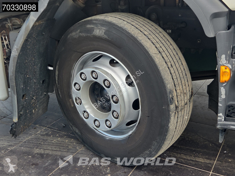 Volvo 320 4X2 20.5 Tonelades 1500kg plataforma...
