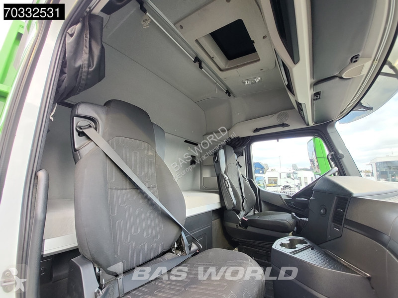 Kamion Mercedes 3358 6X4 TAJFUN LIV 190Z Crane...