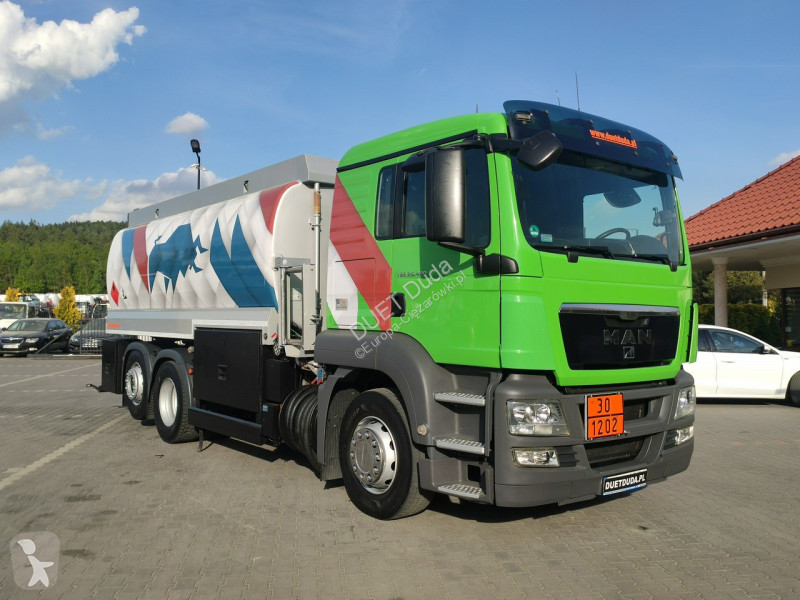 Lastbil MAN TGA 26.400 Autocysterna z...