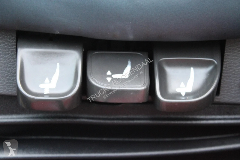 Lastbil Volvo FMX 370 + EURO 5 + CARRIER + meat...