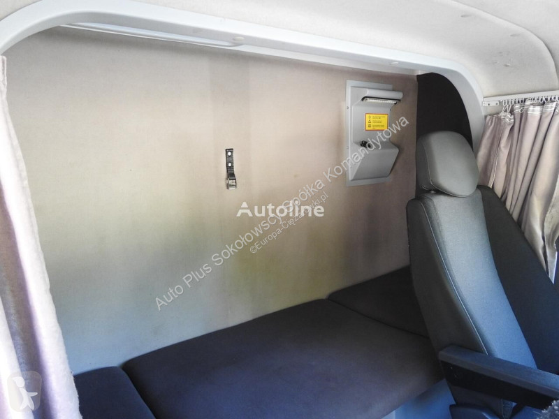 Vrachtwagen Renault MASTER PLANDEKA 8 PALET...