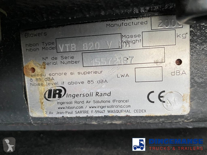 Camion Renault 450 dxi 6x4 RHD Rivard vacuum...
