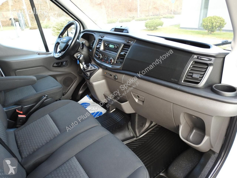 Véhicule utilitaire Ford TRANSIT PLANDEKA 10...