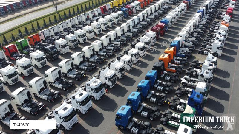 Camion Mercedes ACTROS 32 440