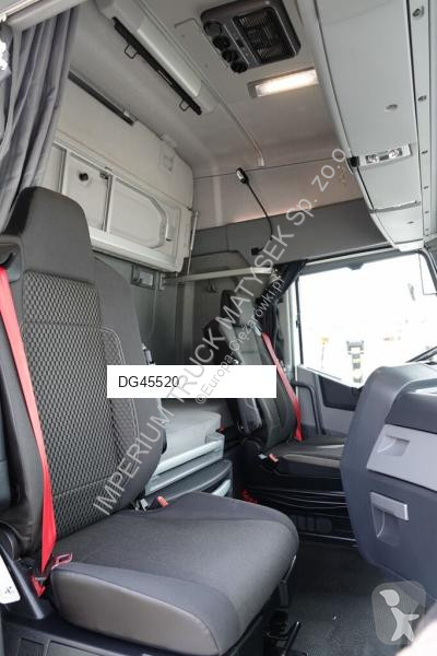 Camion Renault T 440 / 6X2 / SOLÓWKA / FIRANKA...