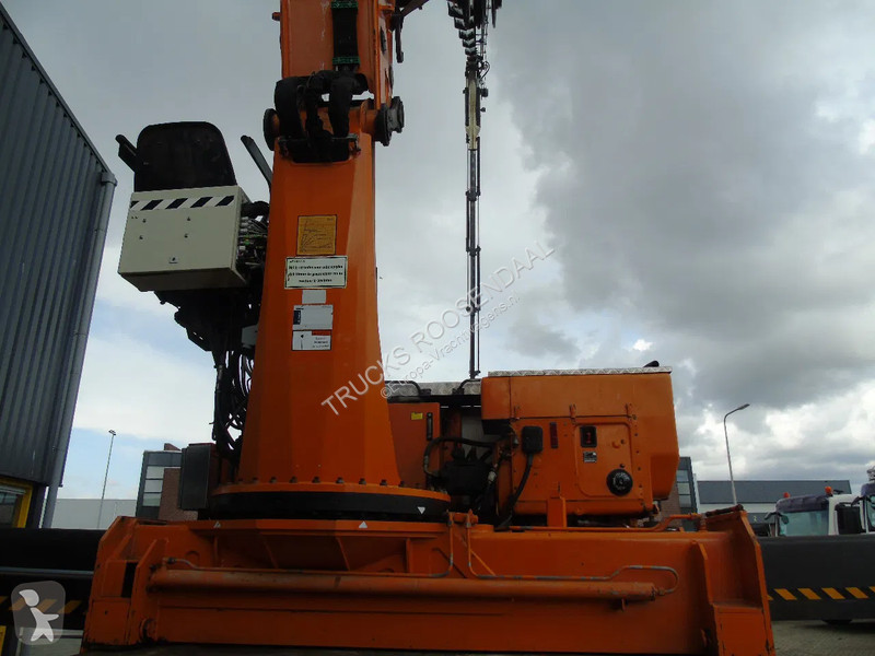 Camion Terberg FM 2850 + KENNIS 55T/M JIB 11x...