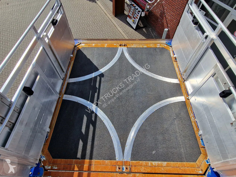 Camion Volvo 380 6x2 - 2/3 stock Berdex...