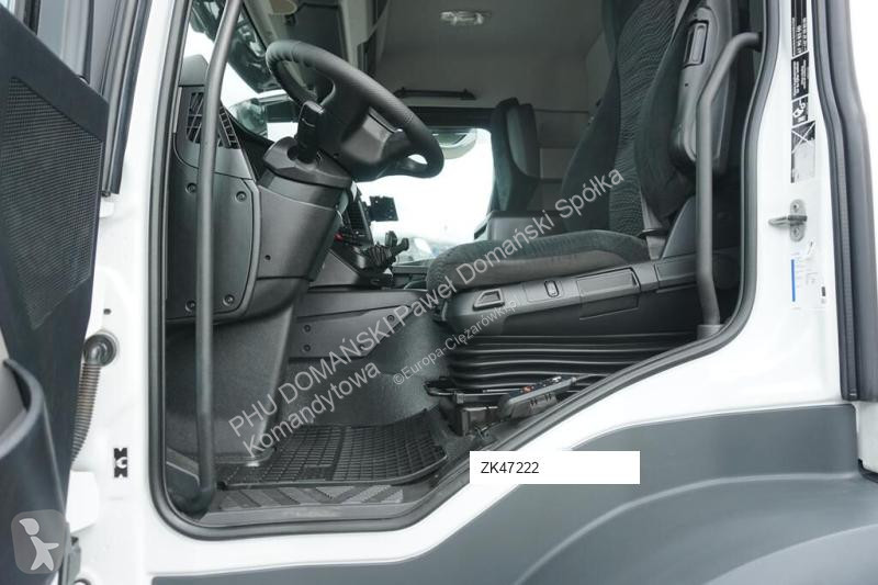 Kamion Mercedes ANTOS / / EURO 6 / CHŁODNIA +...