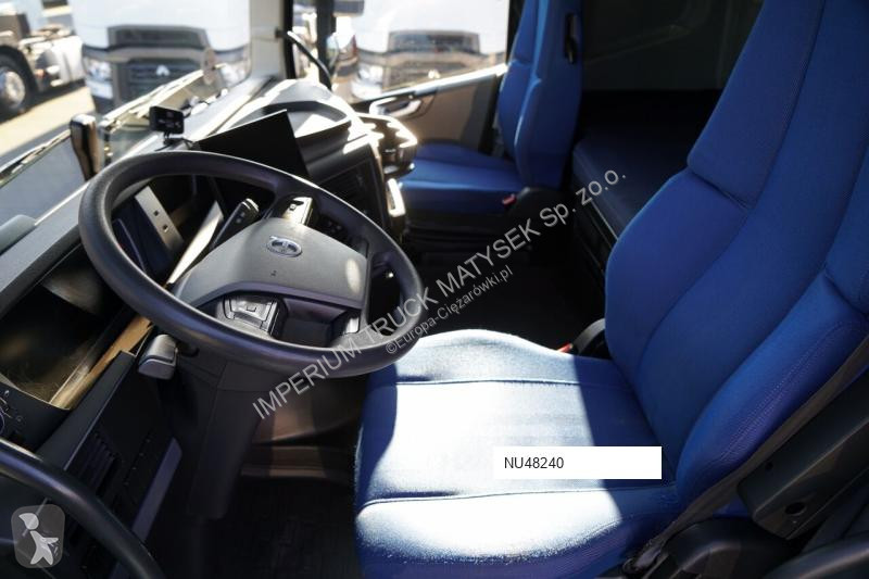 شاحنة مقطورة Volvo FH 460