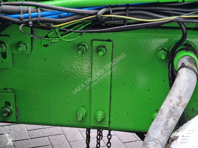 شاحنة Volvo 16750 Globetrotter XL 6x2 - 20T...