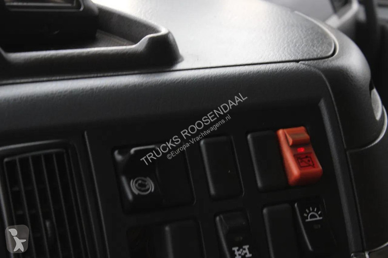 شاحنة Volvo 12340 + ADR + stokota 14.000L + manual
