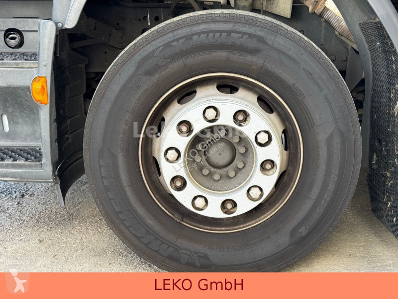 شاحنة Volvo FE 260-2units Mit Carrier Sp 950Mt