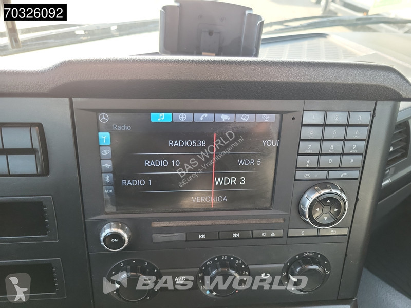 Kamion Mercedes 3245 8X4 HIAB XR26Z56...