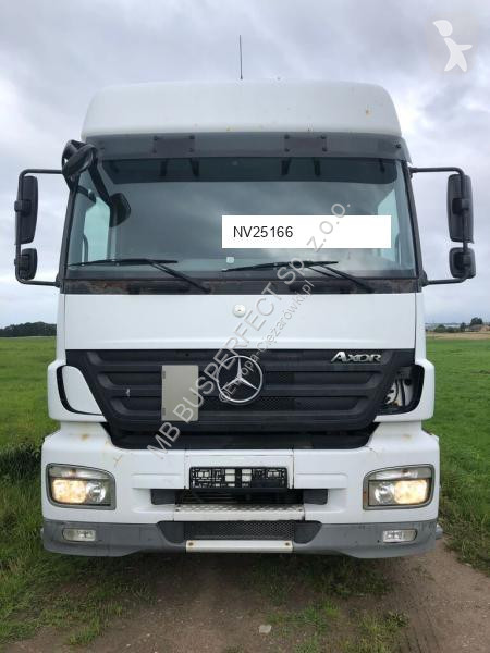 Vrachtwagen Mercedes 1829 18 europalet