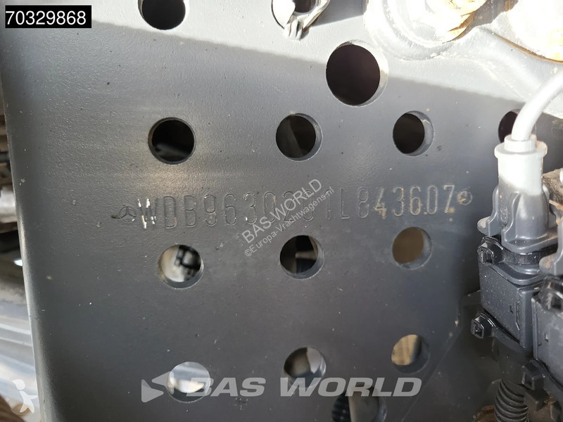 شاحنة Mercedes 2536 6X2 3000kg Ladebordwand...