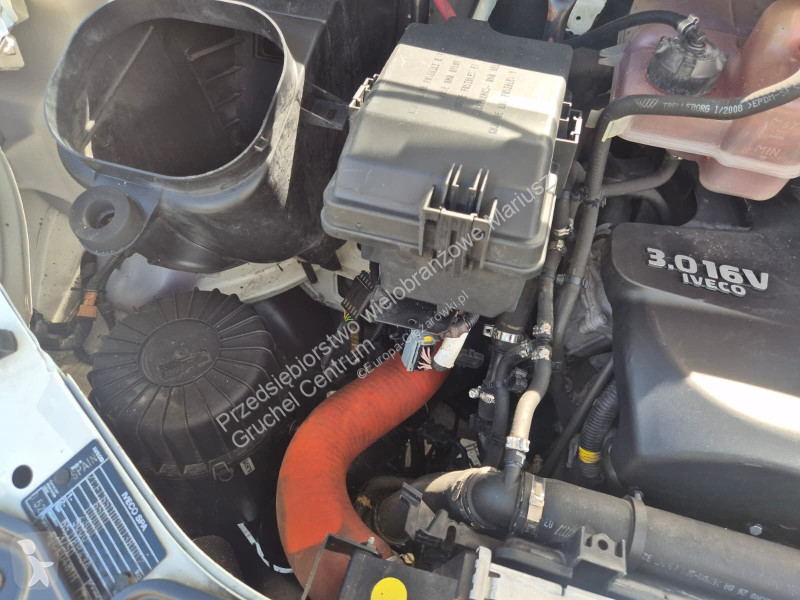 Samochód dostawczy Iveco Daily 65C18