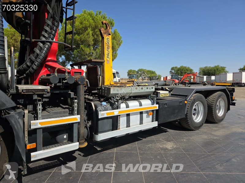 شاحنة Volvo 460 6X4 Palfinger Epsilon Q150Z79...