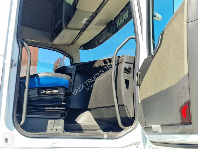 شاحنة Volvo 13500 6x2*4 - XL - Thermoking frigo...