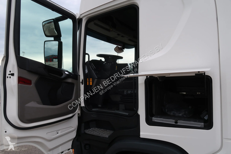 Vrachtwagen Scania 450 N333