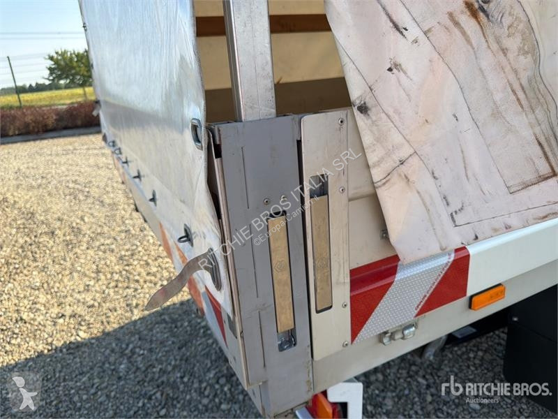 Camión Opel 2.2 103 KW PR PL L4 Curtain Side Truck