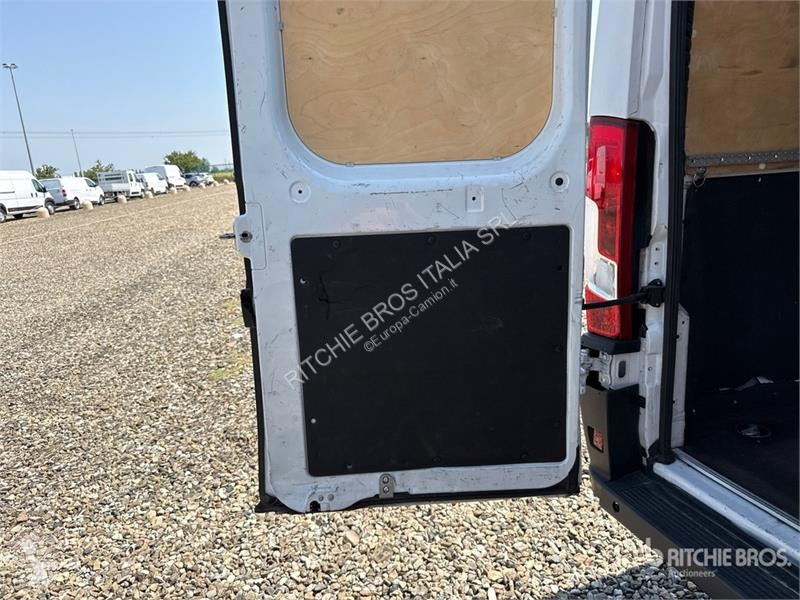 Camión Opel 2.2 103 KW KA L4H2 Van Truck