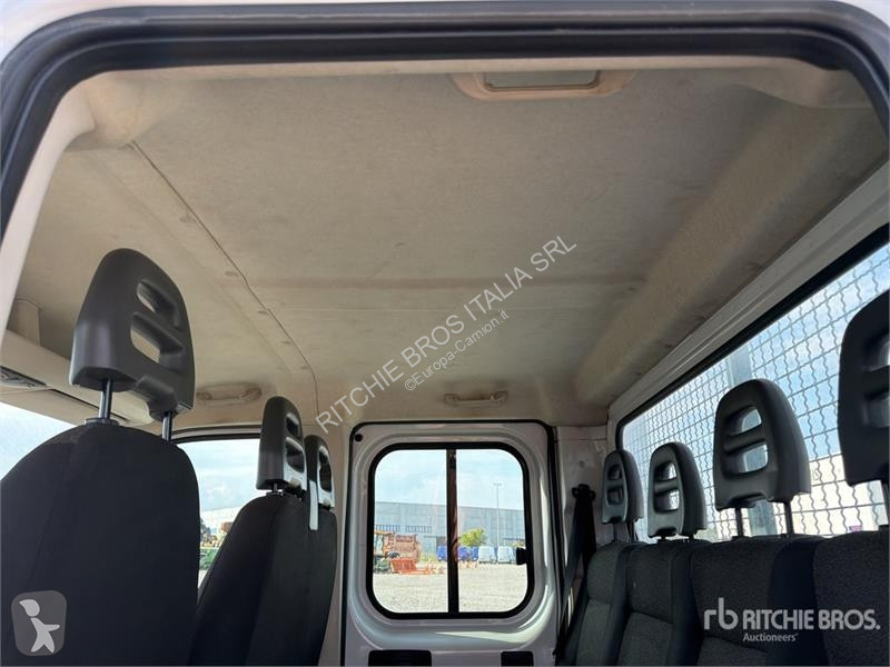 Kamion Fiat ducato Crew Cab Flatbed Truck